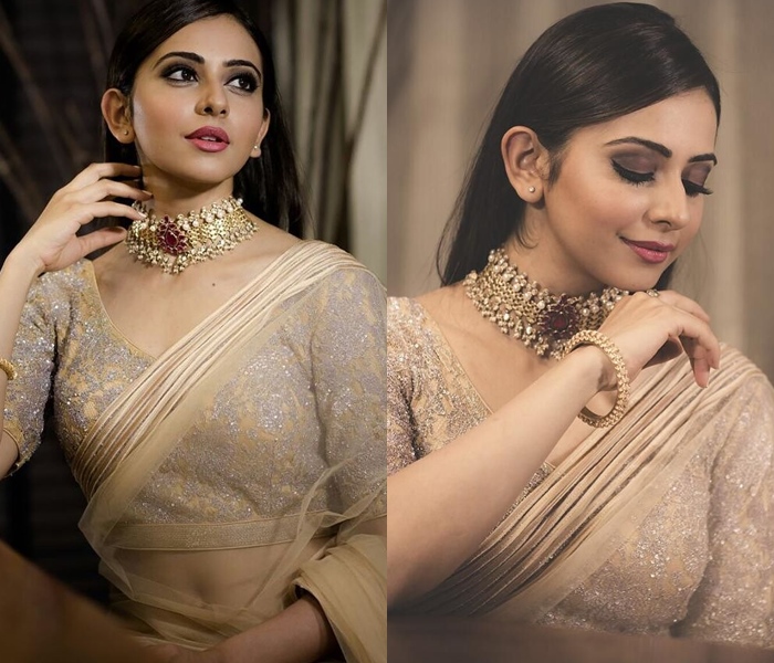 How To Pose in Saree For Photos