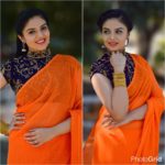 Plain-sarees-with-designer-blouse-combinations (4)