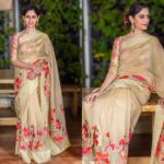 how-to-make-plain-sarees-beautiful (11)