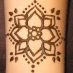 simple-easy-henna-flower-designs (19)