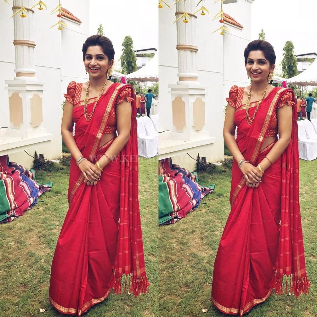 what-jewellery-to-wear-with-red-saree-13-keep-me-stylish