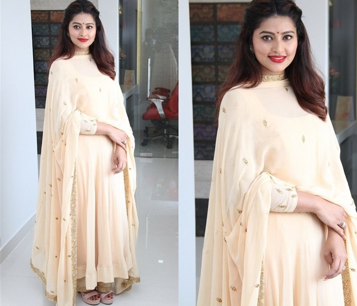 70 Convert old saree ideas | long dress design, long gown dress, long gown  design