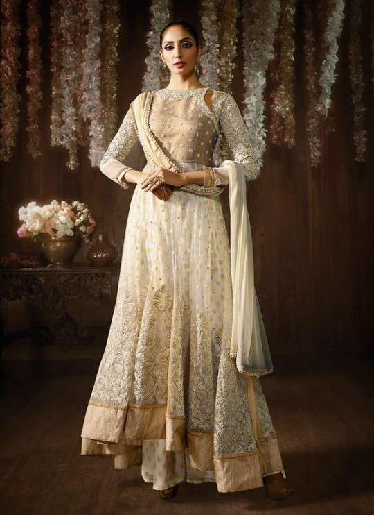 10 Trendy Full Sleeve Lehenga Cholis For Autumn/Winter Brides – India's  Wedding Blog