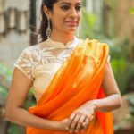 contrast-blouse-for-orange-saree (11)