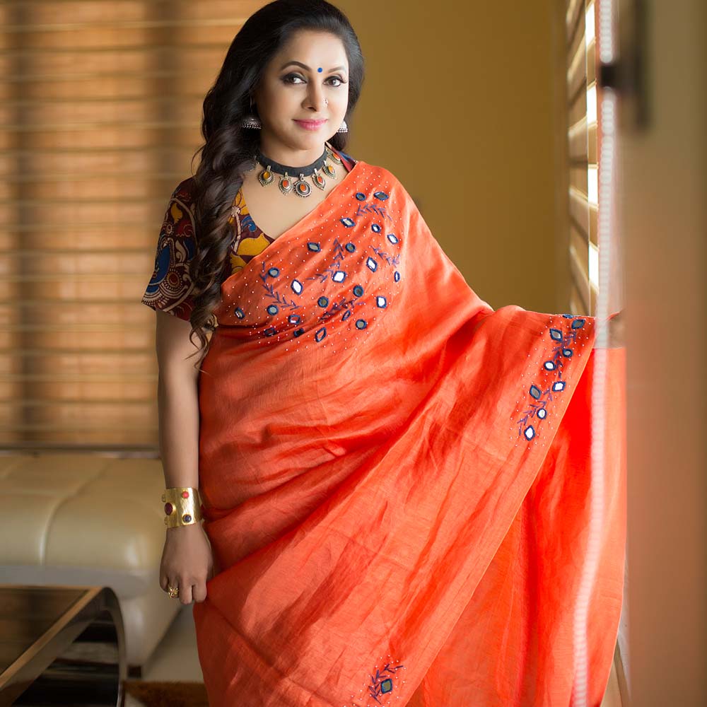 contrast blouse for orange saree