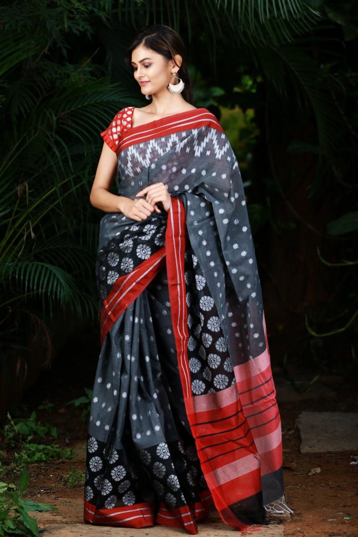 Simple & Stylish Sarees That You Can't Stop Thinking About • Keep Me ...