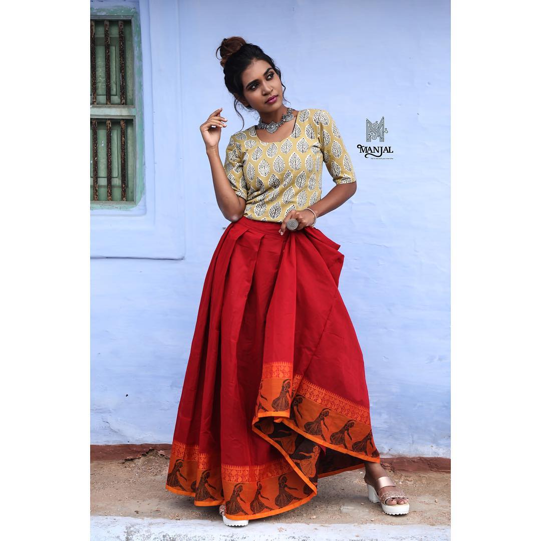 traditional skirts and tops