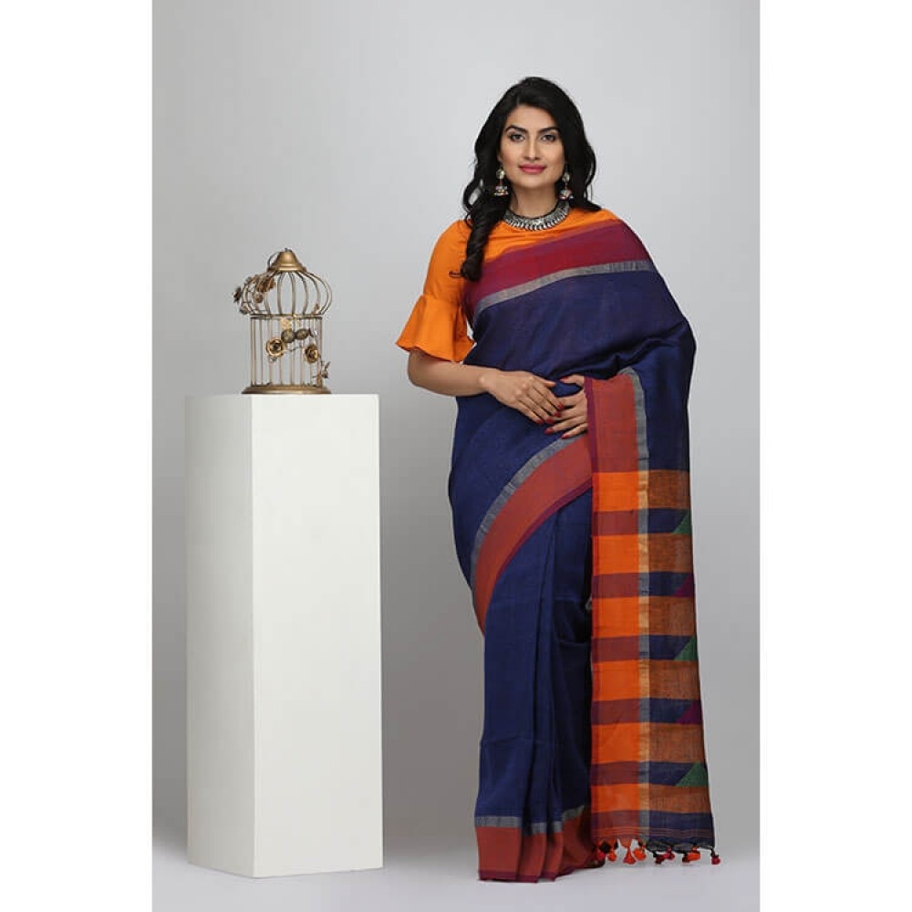 the weave traveller sarees
