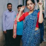 how-to-wear-indigo-saree (11)