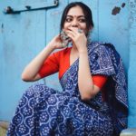 how-to-wear-indigo-saree (3)