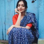 how-to-wear-indigo-saree (7)