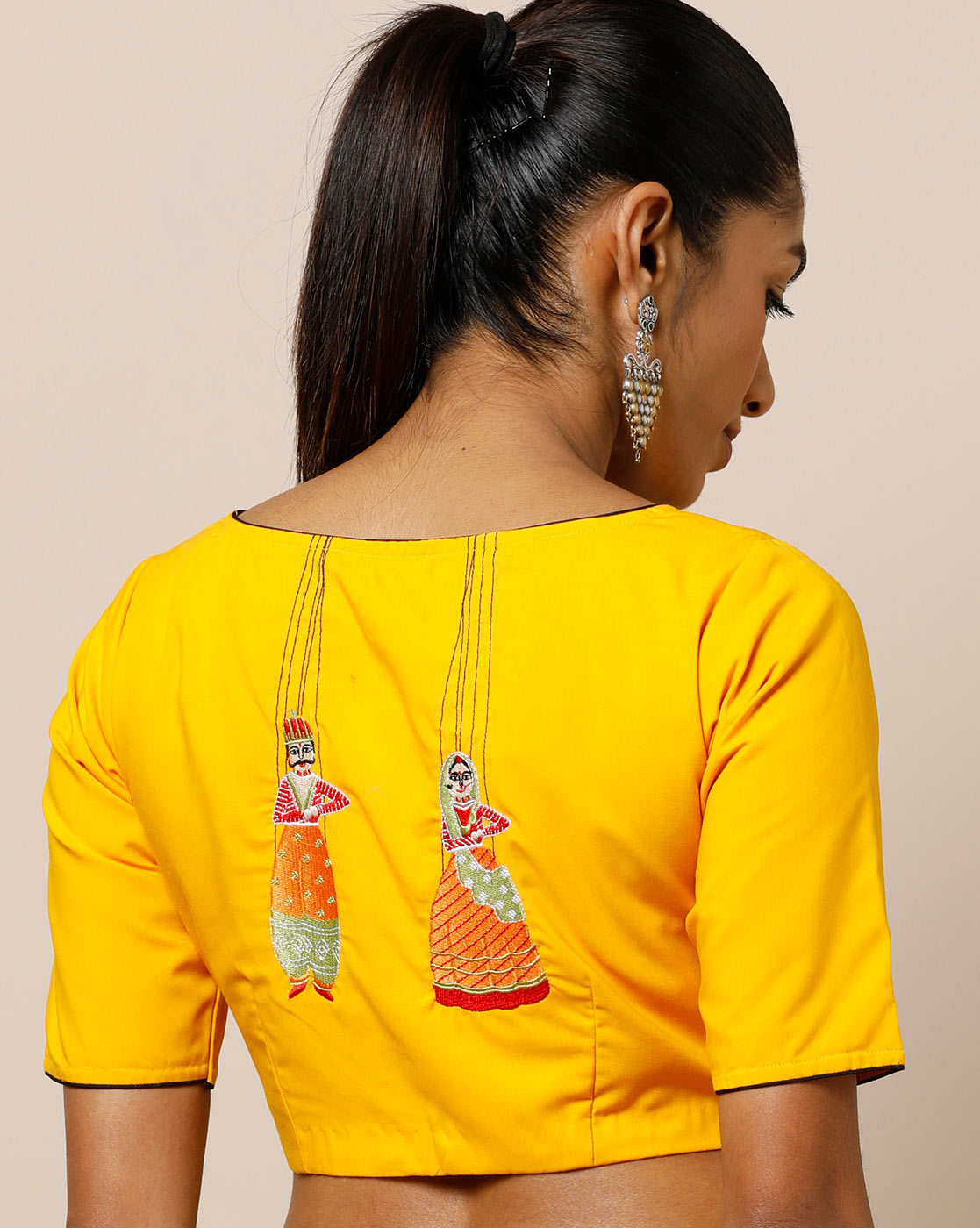 blouse-back-with-embroidery-designs-2019 (20)