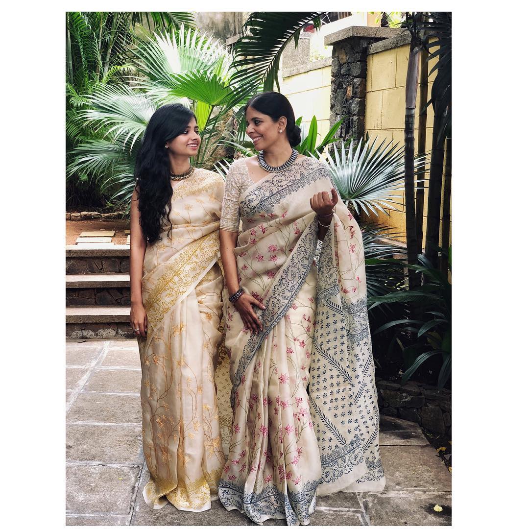 how-to-wear-neutral-shade-sarees (10)