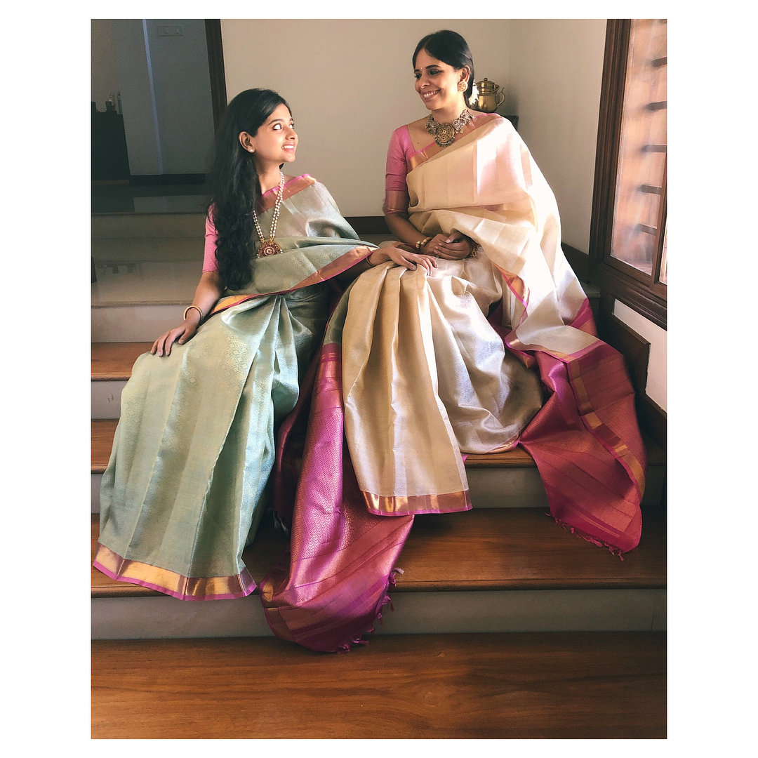 how-to-wear-neutral-shade-sarees (12)