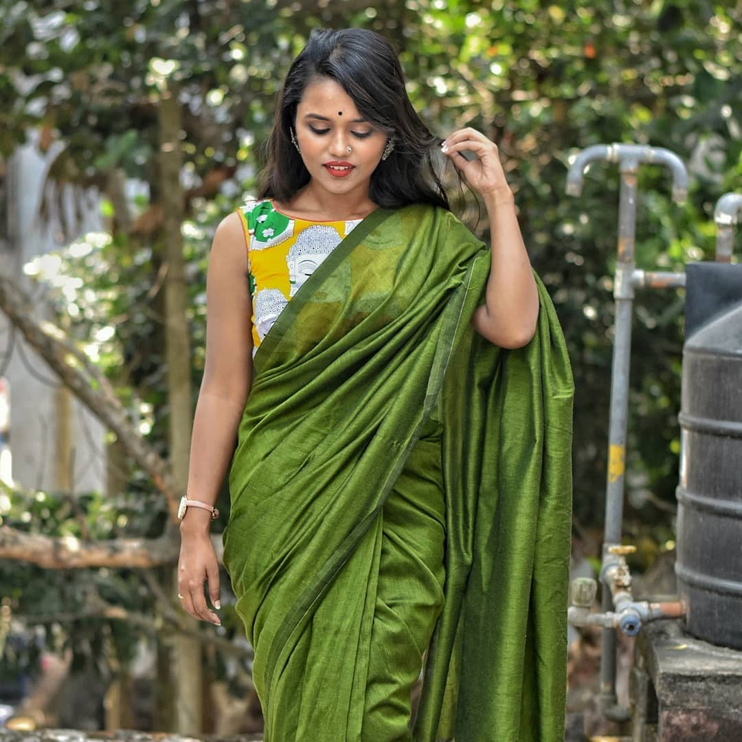 plain-sarees-with-designer-blouses-2019 (1)