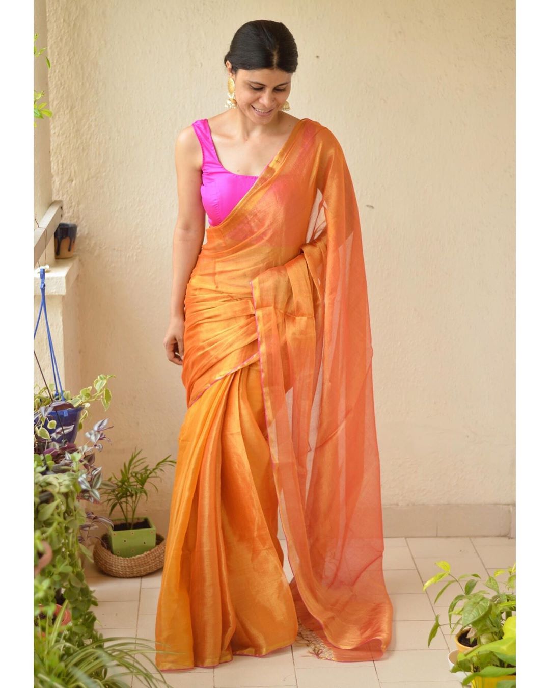 light-weight-party-wear-summer-sarees (14)