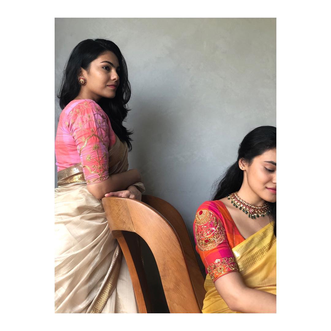 sarees-with-sisters (6)