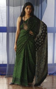 Gorgeous Minimalistic Saree Designs For This Summer