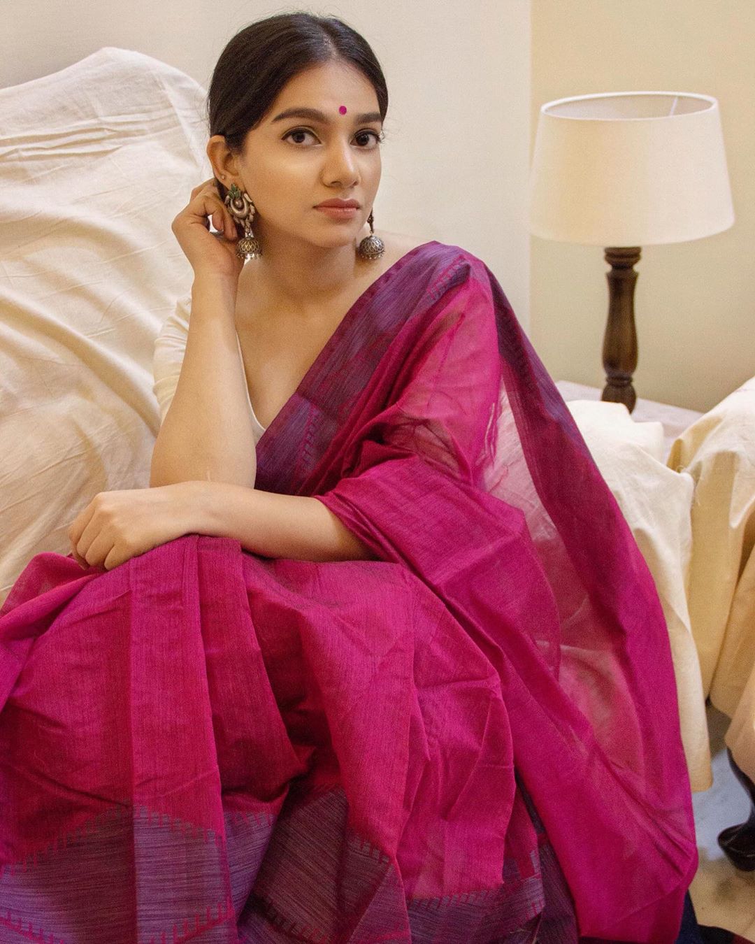 tips-to-wear-simple-sarees (1)