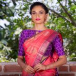 traditional-south-indian-silk-sarees (8)