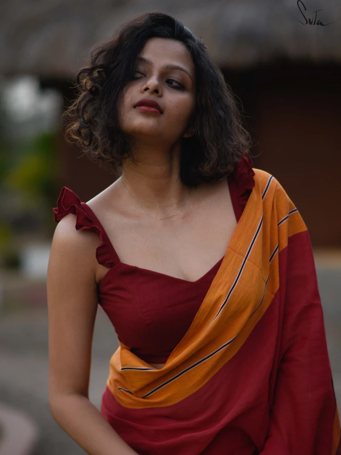 blouse-designs-for-plain-cotton-sarees (5)