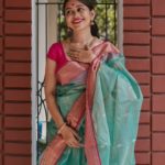 Simple-Saree-Look(5)