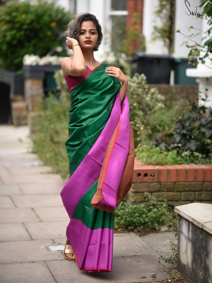 Simple-Traditional-Sarees(10)
