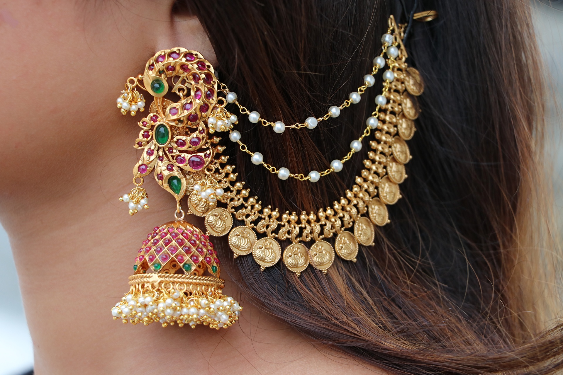 Vaidehi Earrings | Gold bride jewelry, Vintage indian jewelry, Beaded  necklace designs