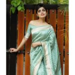 banarasi-sarees-latest-designs-10