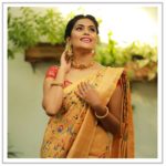 banarasi-sarees-latest-designs-12