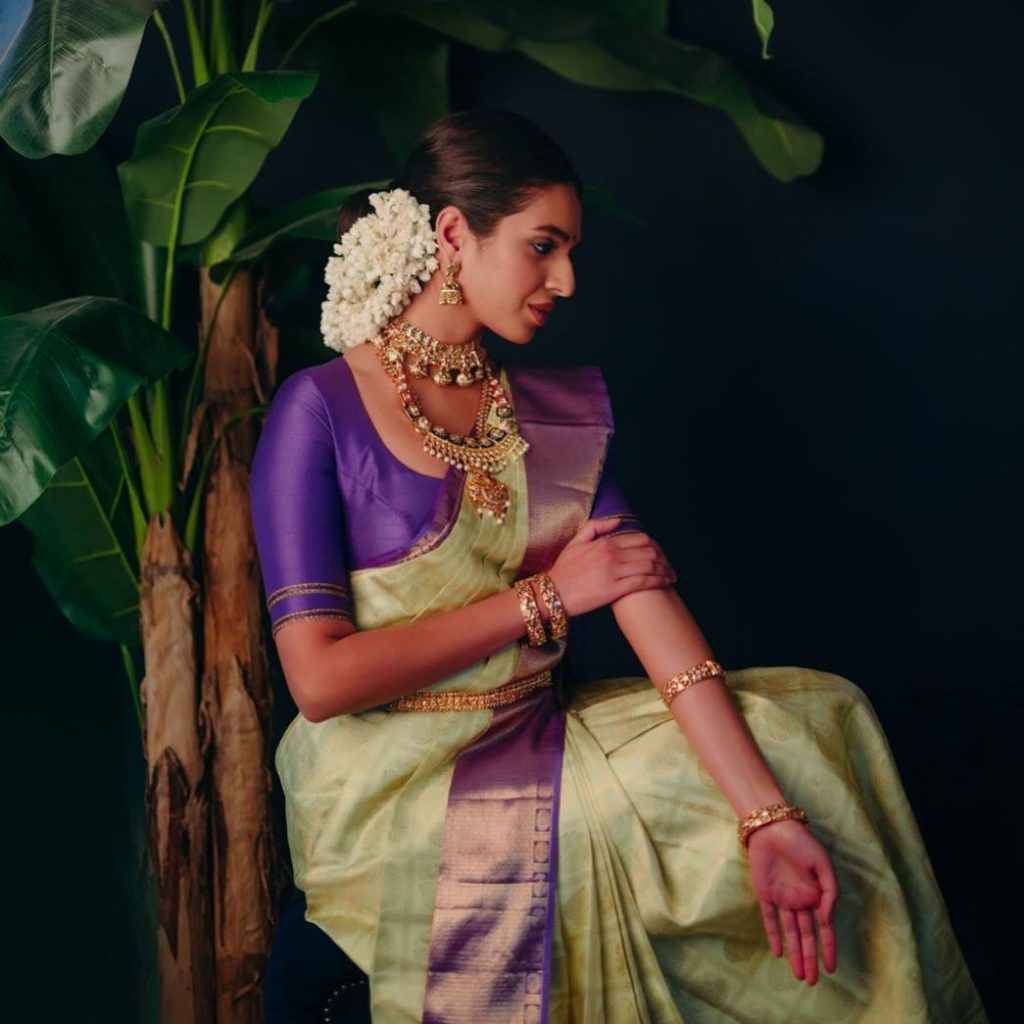 Trendy Ways To Style Silk Sarees With Chic Blouses