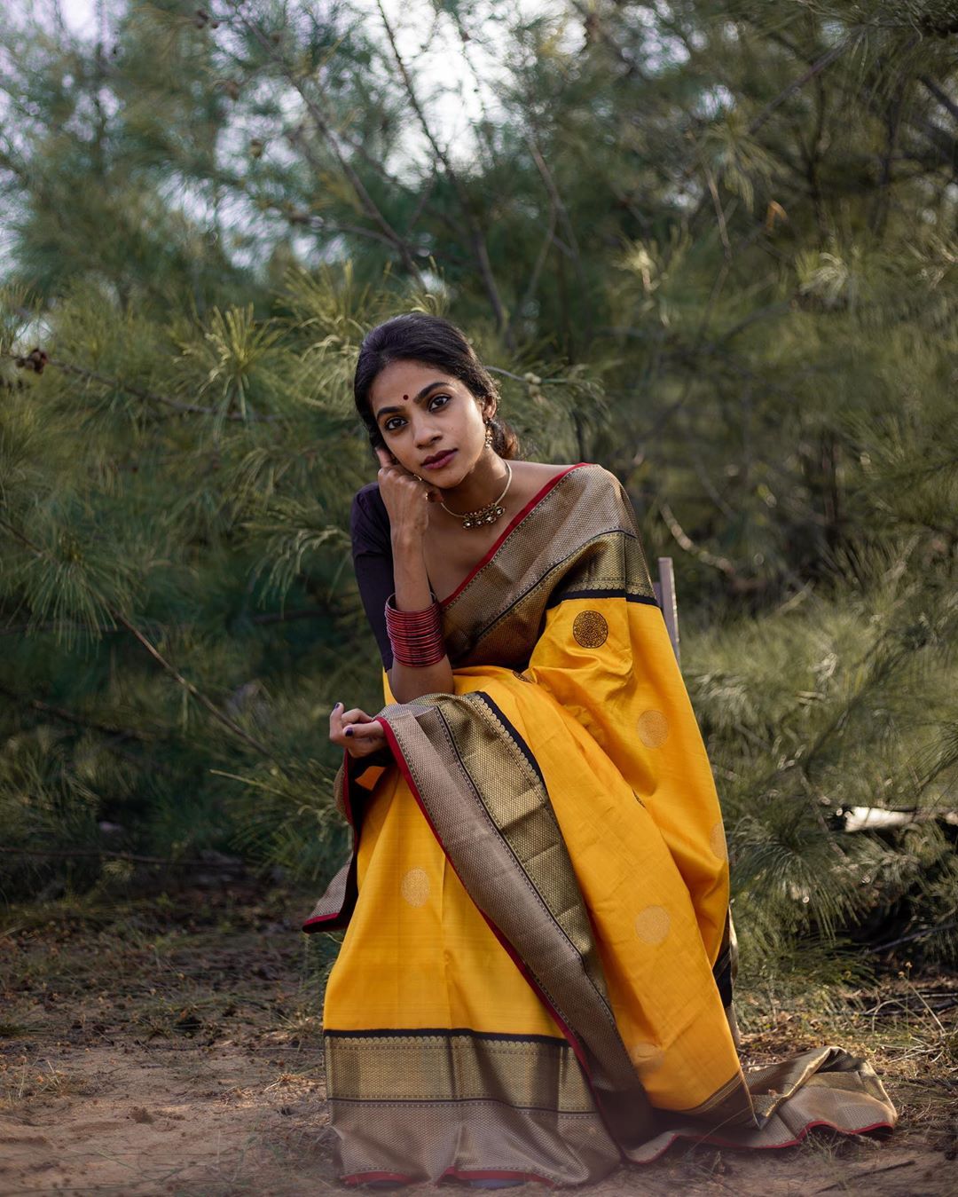 latest-silk-sarees-designs-9