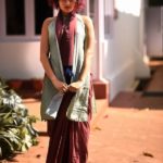 saree-style-with-long-blouse-10