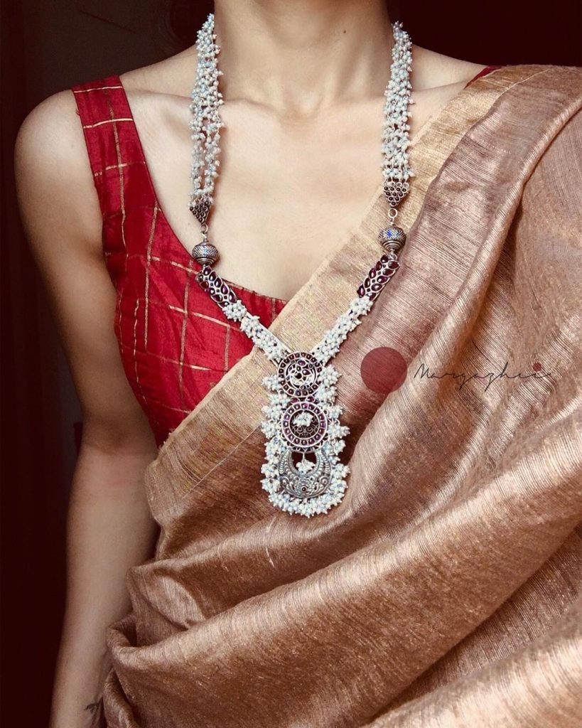 saree-blouse-combination