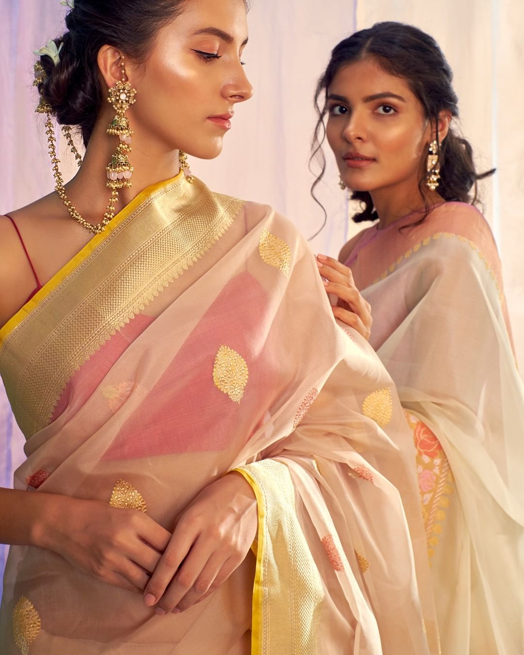 5 Beautiful Hairstyles By Puja Cherry Roy For Sarees