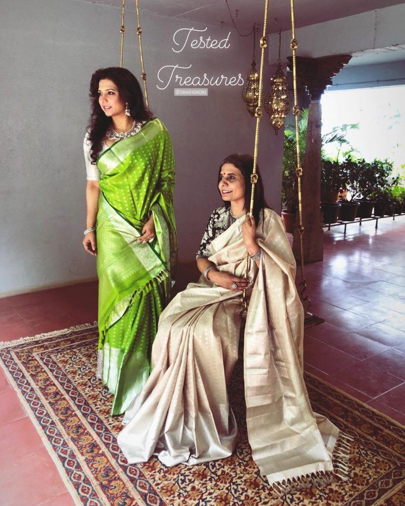 mother-daughter-matching-saree-16