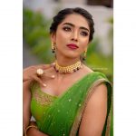 half-saree-images-latest-2020-12