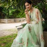 floral-sarees-online-13