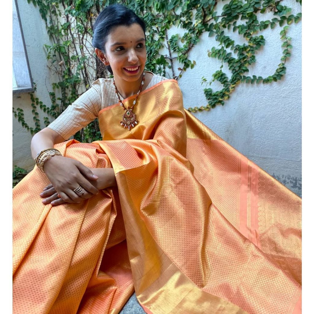 silk-sarees-for-wedding-party-2