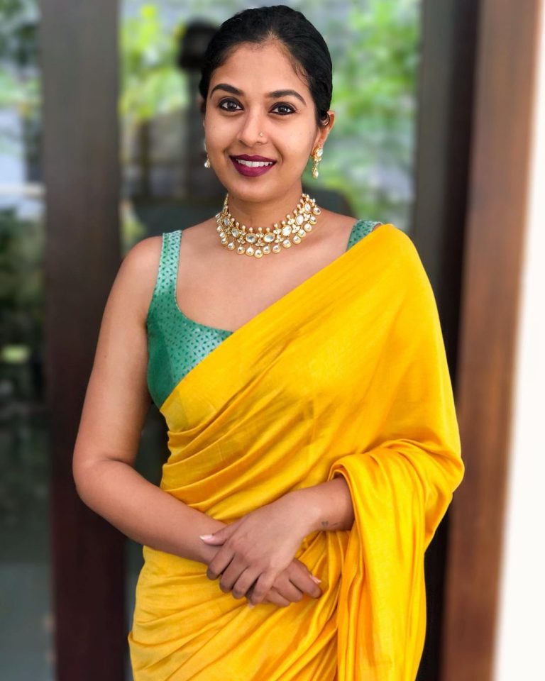 This Instagrammer Shows Epic ways to Style Your Saree! • Keep Me Stylish