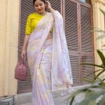 minimalistic-saree-styling