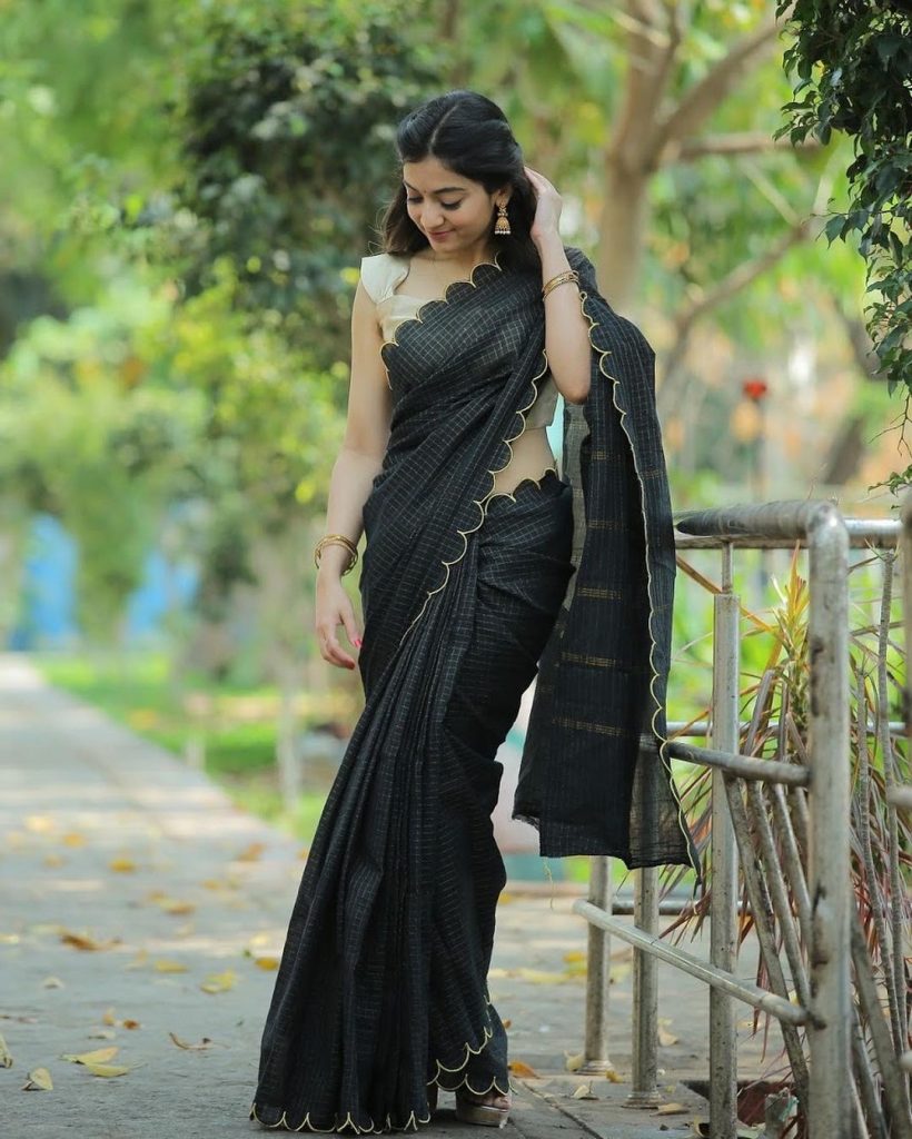 Trendy Minimalistic Sarees You Will Love To Wear Again! Saree Stylish