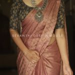 To Style Your Saree Effortlessly! (5)